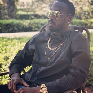 Meet your Posher, Miles